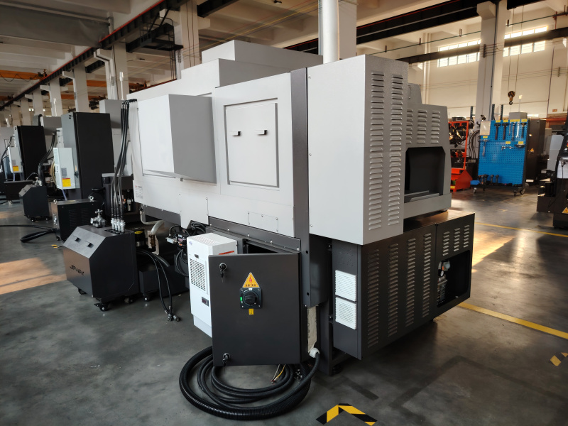 D265A 5 eksenli elektrik mili 25 alet CNC makinesi İsviçre torna tezgahı 
